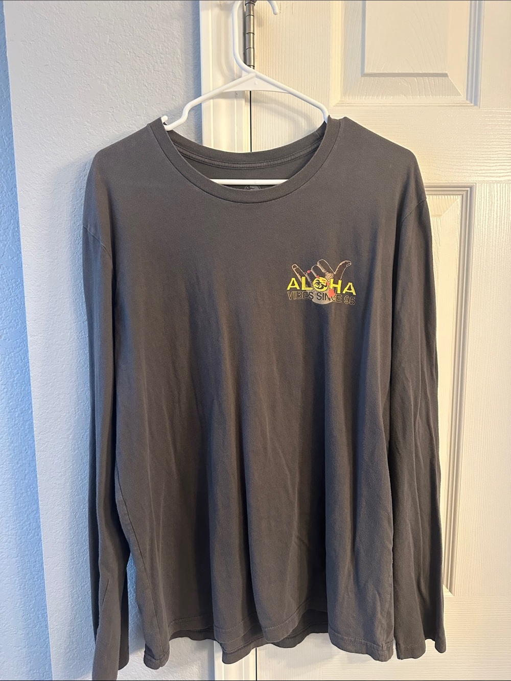 Honolua Aloha Vibes Long Sleeve Tee - Charcoal Grey